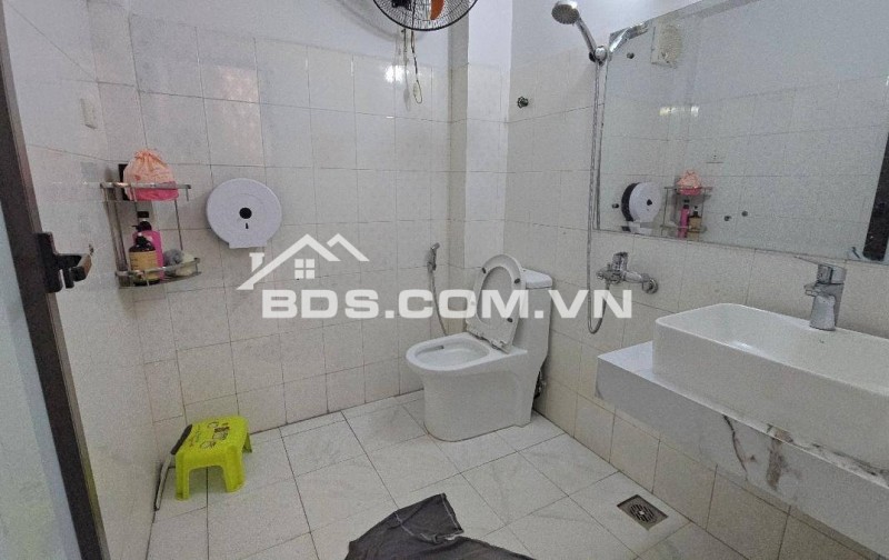 Bán nhà Thái Thịnh 35m 4 tầng MT4.3m lô góc, kinh doanh hơn 13 tỷ.